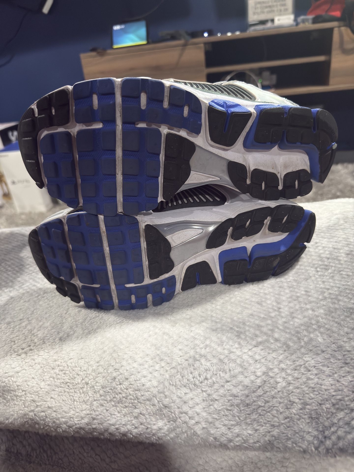 Nike Vomero 5 Se Black Royal Size 9.5 No Box