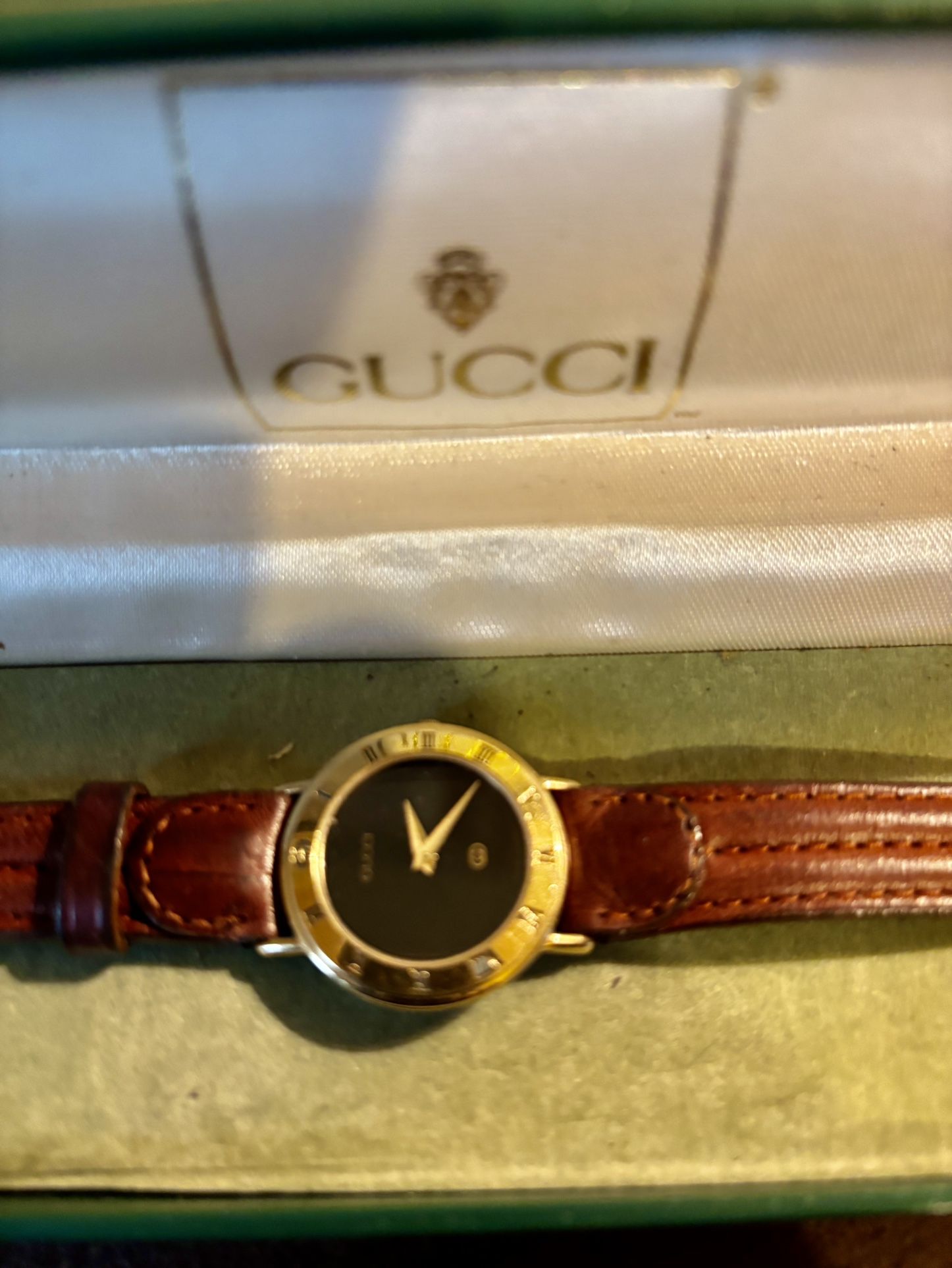 Gucci Vintage Women’s Watch Gold-Plated Model 3000L