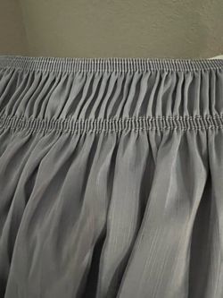 ELEGANT QUEEN BED SKIRT… $22 OBO