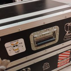 Bass heads Road Cases By ROAD READY
