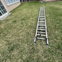 28 Ft Ladder Used But Is Good To Work 