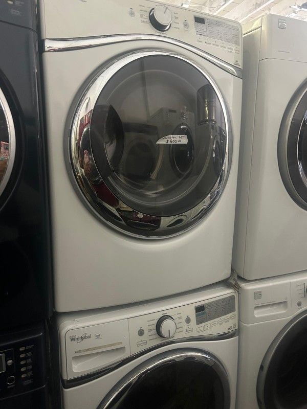 Whirlpool Washer And Gas Dryer 