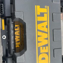 Dewalt Power Drill Set