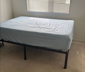 Bed and frame (full size)