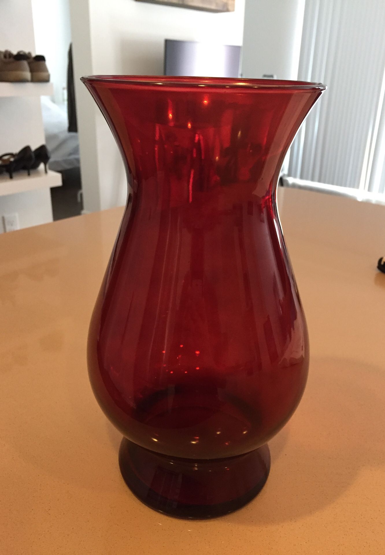 Red Holiday Flower Vase