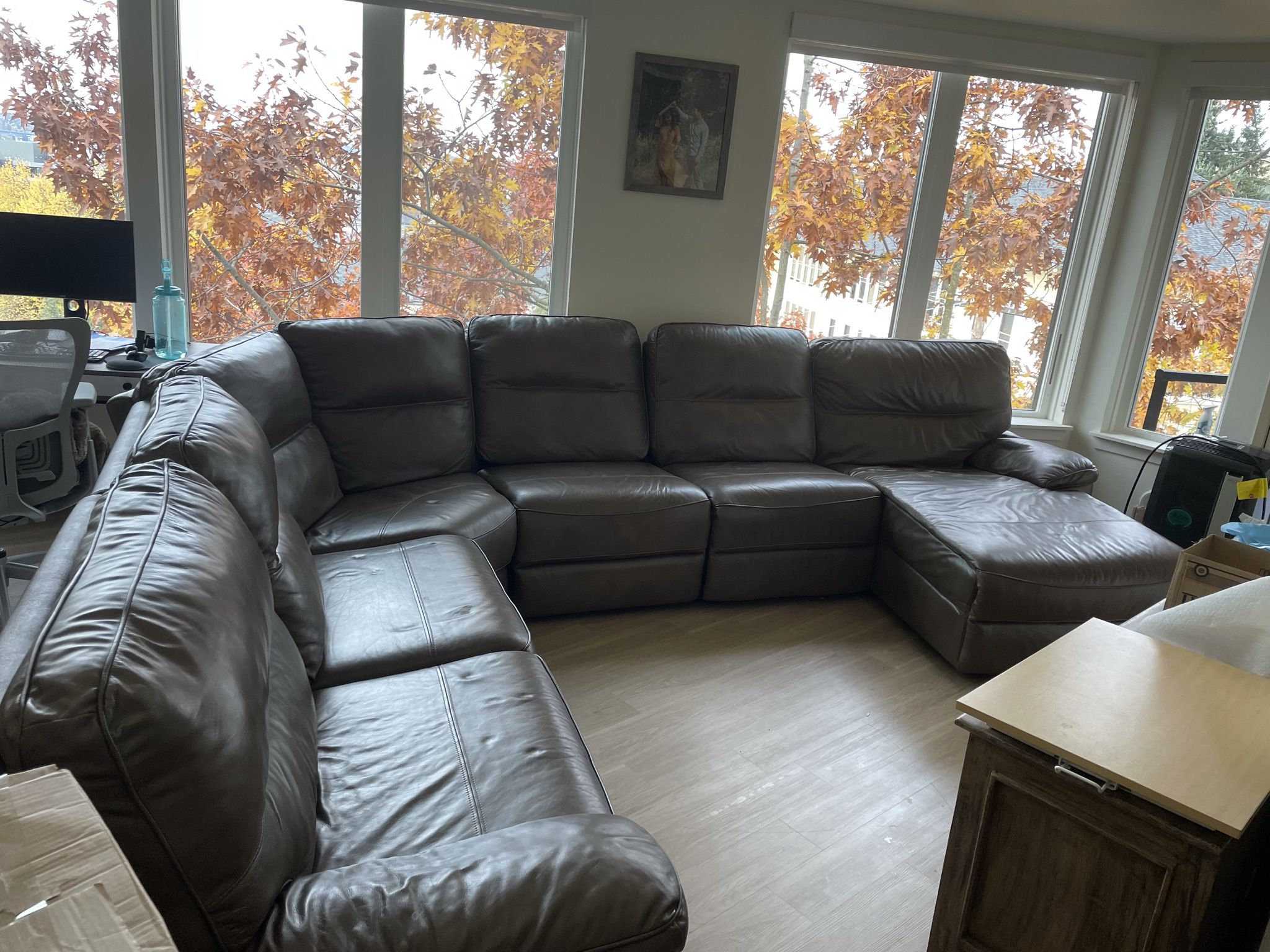 Macy7 piece Leather L-Shaped Sectional couch w/ two electronic adjustable recliners (Macy’s)
