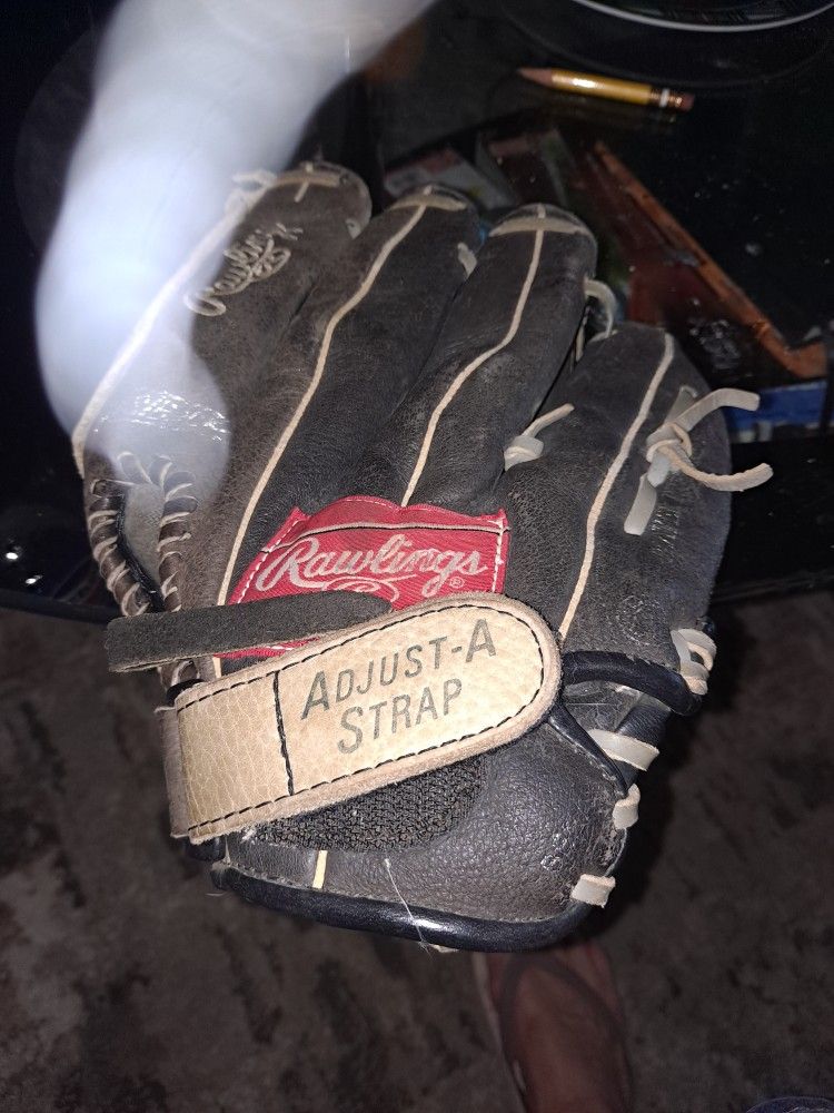 RAWLINGS BASEBALL GLOVE SIZE 11 RH
