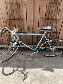 1987 bianchi road bike Strada LX, 61cm Vintage Bike, White Bianchi Brava 1986-1987 - Bike