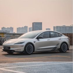 HALODISC 2 Wheel Covers Designed for Tesla Model 3 (18" Aero Wheels & 18" Photon Wheels)