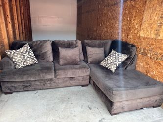 2 sofas