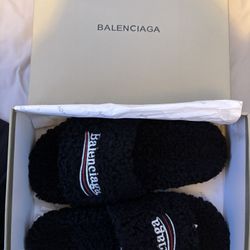 Balenciaga Furry slides