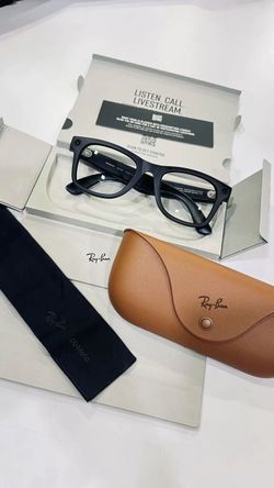 Ray-Ban Meta Smart Glasses