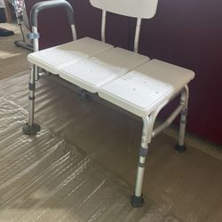 REDUCED/Shower/Transfer Bench