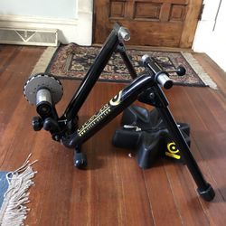 Cycle Ops Trainer….in Storage For Years….like New Condition.