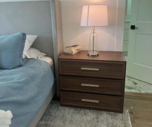 SICOTAS Night Stand / 3 drawer dresser