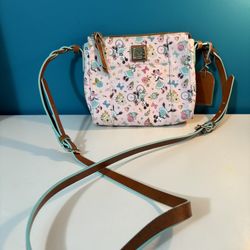 2020 Disney Epcot Flower & Garden Festival Dooney & Burke Crossbody Bag Purse