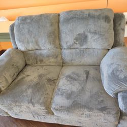 Single Loveseat 