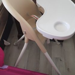 Doll Highchair Brand New (Never Used )