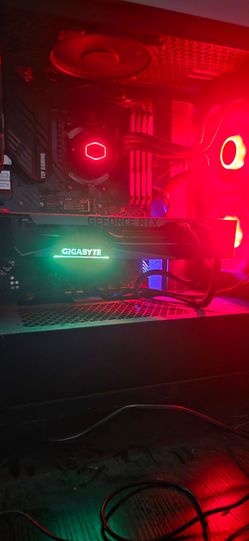 AMD Ryzen 7 5800X 8 Core - Gigabyte Gaming OC 8GB 3070Ti