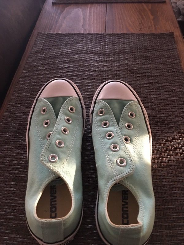 Mint green all star converse boys 4 woman's 61/2