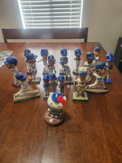 16 DODGERS BOBBLEHEADSVBULK LOT