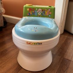CoComelon Musical Transition Potty Trainer