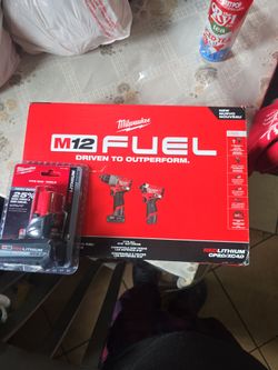 Milwaukee M12 FUEL Drill & Impact Driver Combo Kit