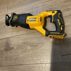 New 20V MAX XR Cordless Brushless Reciprocating Saw (Tool Only) $180 Cash Firm Price South Austin By William Cannon Pick up Cash O