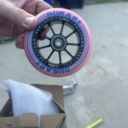 brand new Limited Edition tilt delany ball signature Wheels