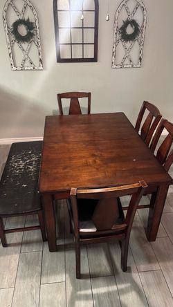 Dinning table and chairs
