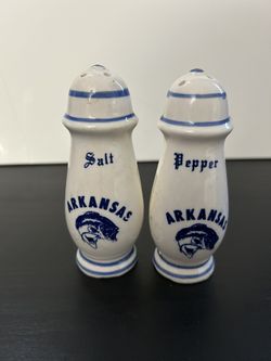 Arkansas Salt Shakers