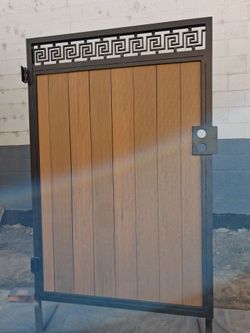 METAL GATE