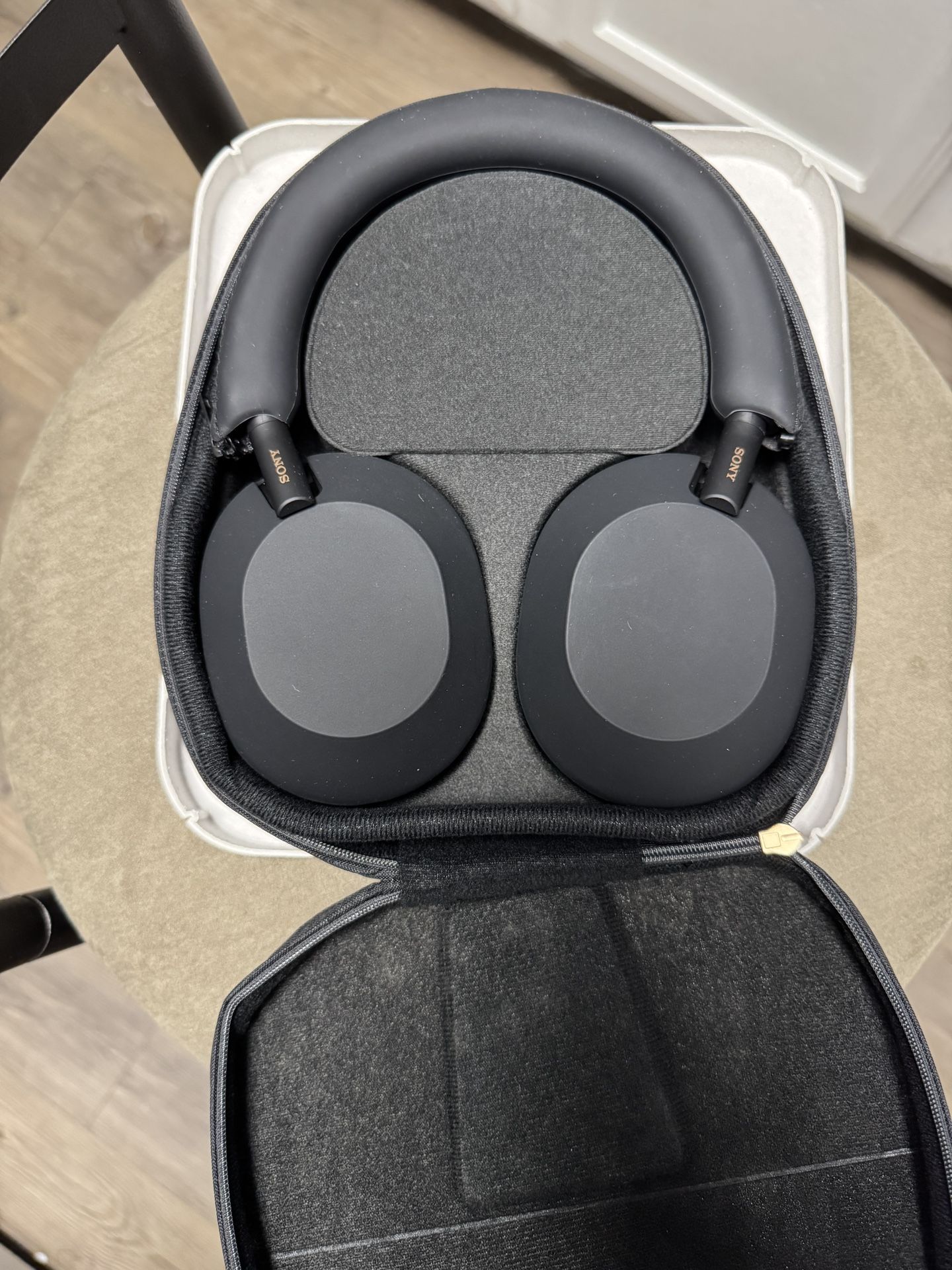 Sony WH-1000XM5 Headphones (Black)