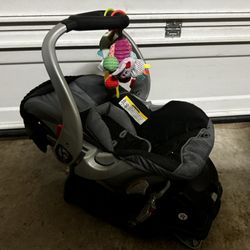 Lightly Used Car Seat Never Been In An Accident