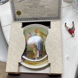 Knowles "Cookie Tasting " Collector's Plate 