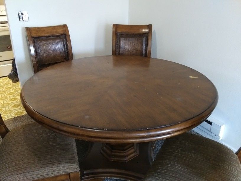 Dining Room Table $75 Or Best Offer