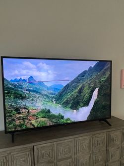 LG 60” 4K UHD Smart TV (Model 60UM6900PUA)