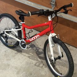 Woom 4 Kids Light Weight 20 Inch Bike With 8 Speeds Great Shape