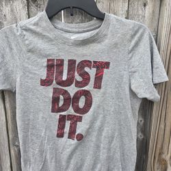 Nike Boy's t shirt