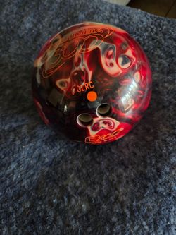 Columbia 300 bowling ball