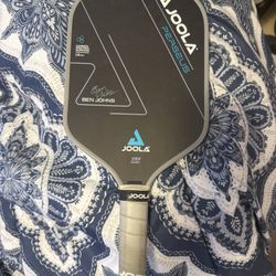 Pro Pickleball Paddle 
