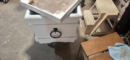 Heavy Duty   Flower pot  $100  and $50 dollars local delivery if needed
