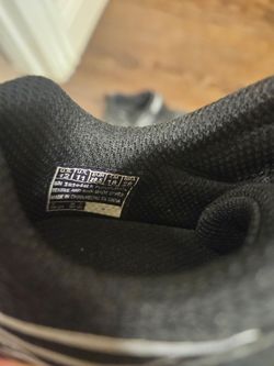Boy's shoes