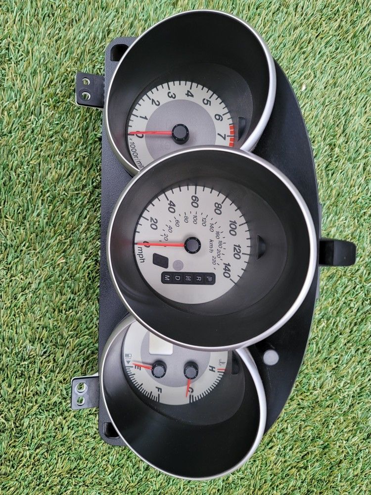 Speedo, Speedometer, Tachometer, Gauge Cluster Mazda3 04-09