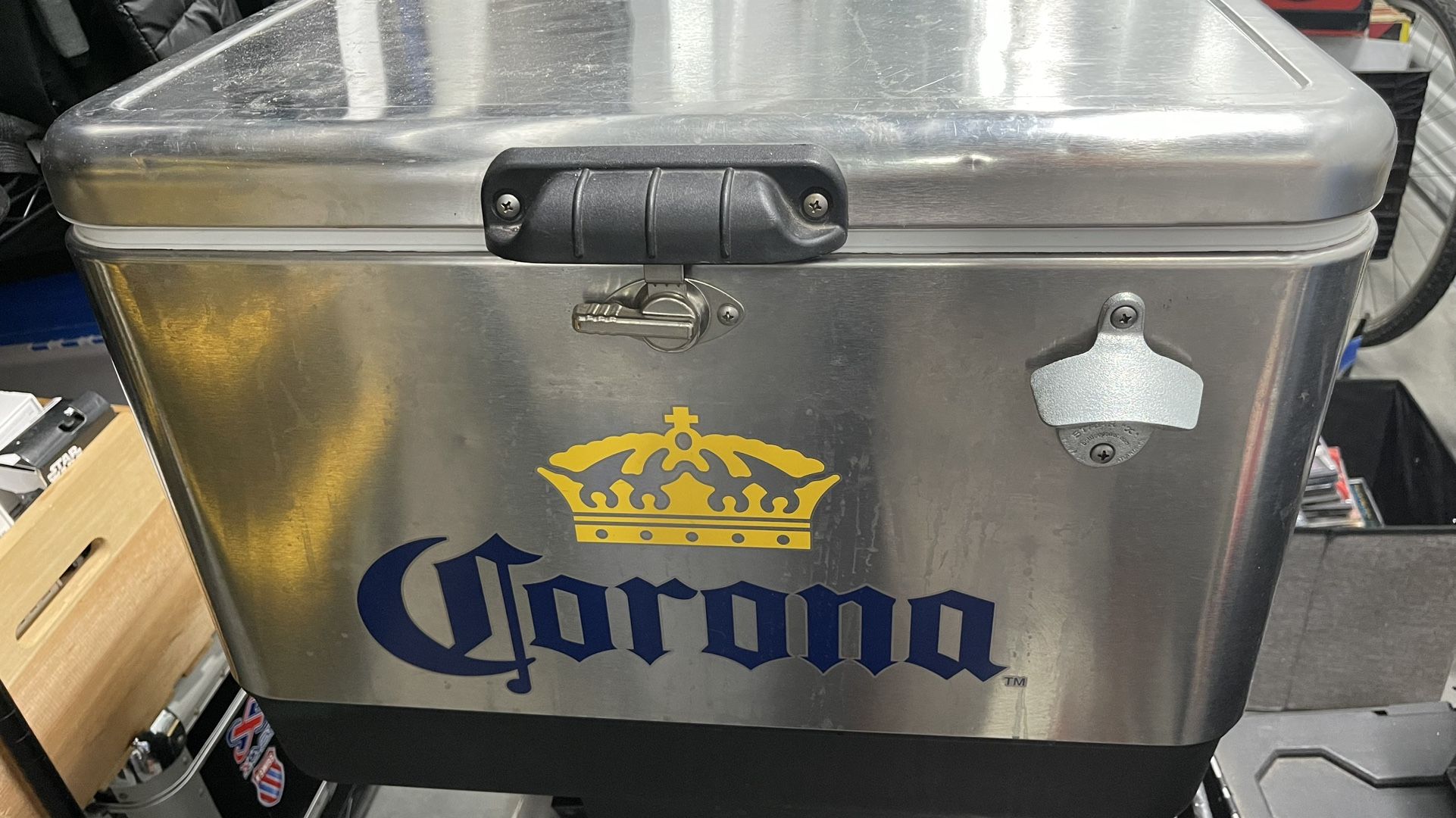 Igloo CORONA Cooler
