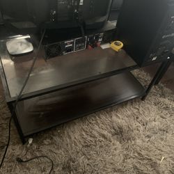 Display Tables And Chairs 