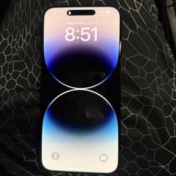 Unlocked Brand New Apple iPhone 15 Pro Max (Blue) (256gb) Includes Applecare “CLEAN IMEI”.