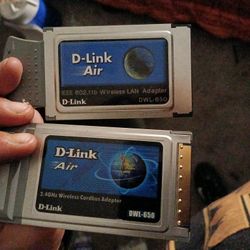 2 D Link Air Wireless Cardbus Adapters
