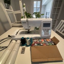 🧵 Brother Embroidery Machine Bundle – Like New!