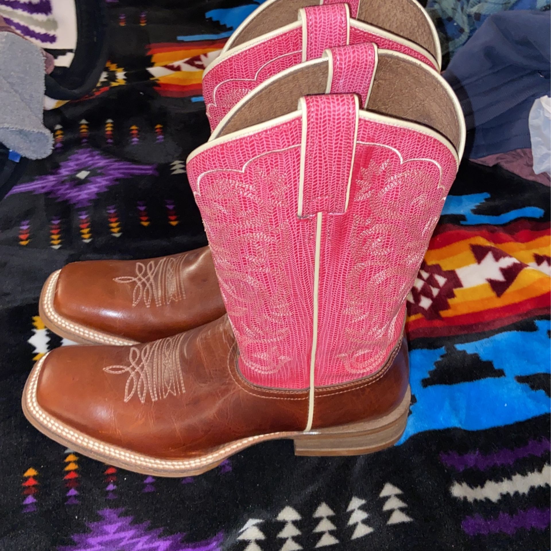 Cowgirl Boots Size 9